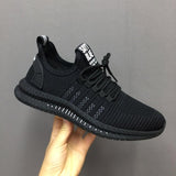 New Mesh Male Shoes  Spring Casual Men Sneakers Flyknit Sweat-Absorbant Fashion men walking footwear Tenis Feminino Zapatos