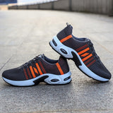 New Mesh Male Shoes  Spring Casual Men Sneakers Flyknit Sweat-Absorbant Fashion men walking footwear Tenis Feminino Zapatos